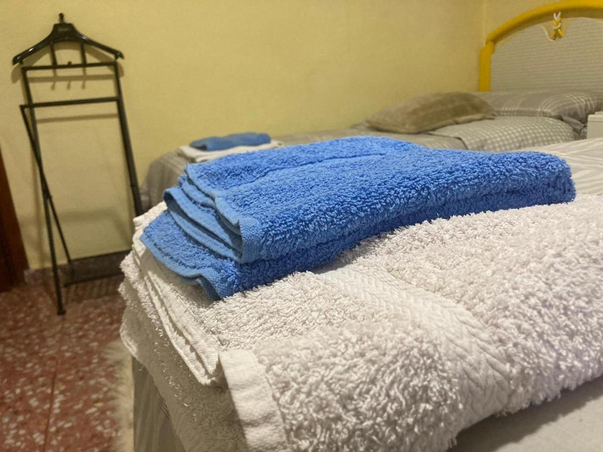 Habitacion En Casa Rural Particular El Palomar วิเยนา ภายนอก รูปภาพ